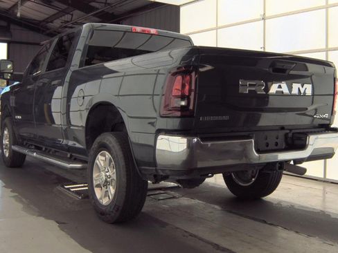Used 2026 RAM 2500 Big Horn AWD/4WD image 6