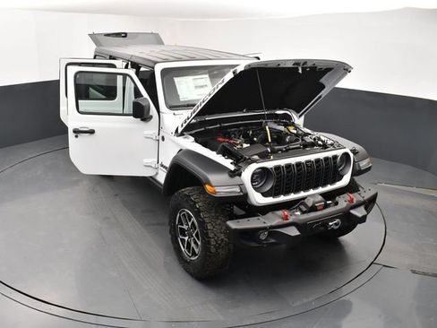 Used 2024 Jeep Wrangler Unlimited Rubicon w/ Capability Package AWD/4WD image 26