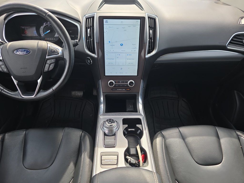 Used 2021 Ford Edge Titanium AWD/4WD image 15