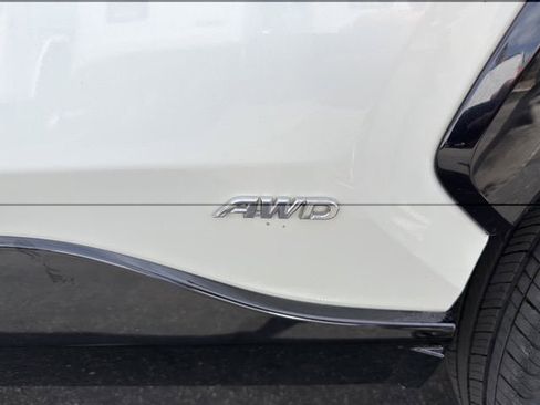 Used 2021 Toyota RAV4 XSE AWD/4WD image 32