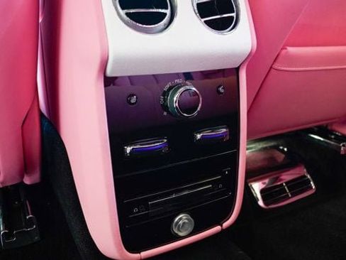 Used 2024 Rolls-Royce Cullinan image 77