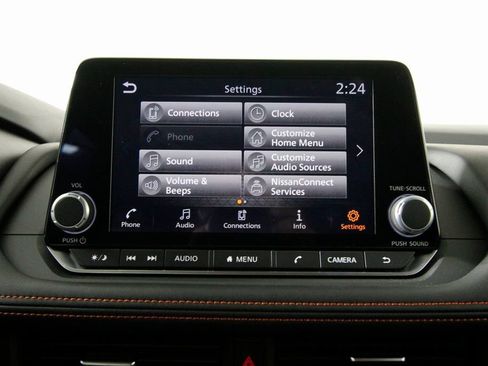 Used 2025 Nissan Rogue SV w/ Rock Creek Premium Package image 32