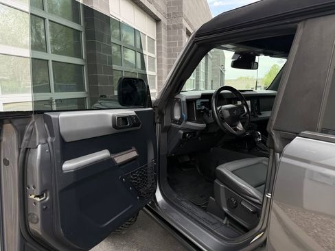 Used 2023 Ford Bronco Black Diamond AWD/4WD image 30
