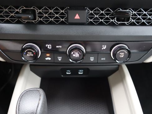 Used 2023 Honda Accord LX image 26