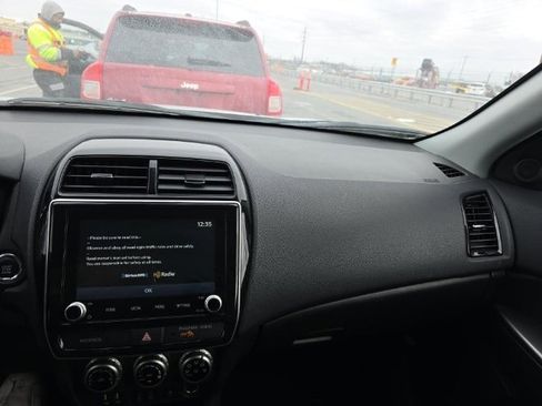 Used 2024 Mitsubishi Outlander Sport AWD image 13