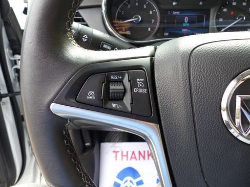 Used 2021 Buick Encore Preferred FWD image 23