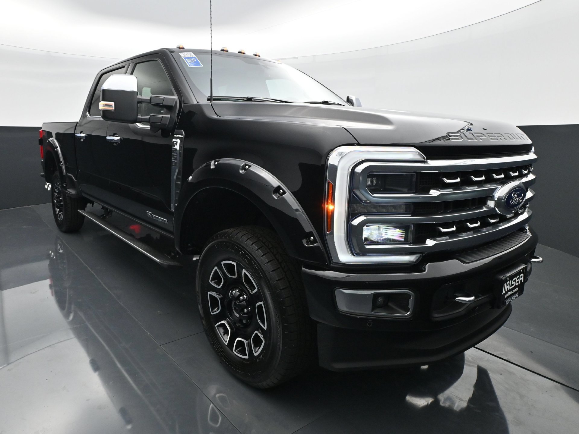 Used 2024 Ford F250 Platinum AWD/4WD image 11