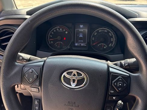 Used 2021 Toyota Tacoma SR w/ SR Convenience Package RWD image 16