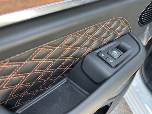 New 2026 Jeep Grand Cherokee Summit AWD/4WD image 23