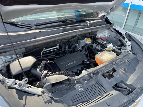 Used 2018 Chevrolet Trax LS image 26