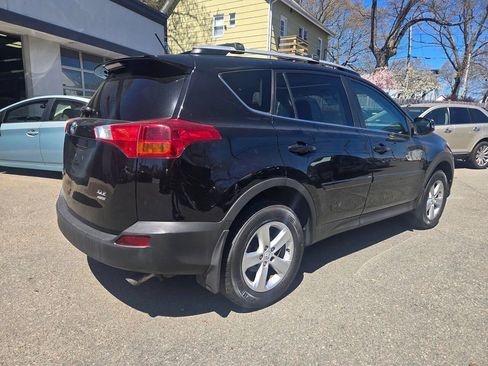 Used 2013 Toyota RAV4 XLE AWD/4WD image 6