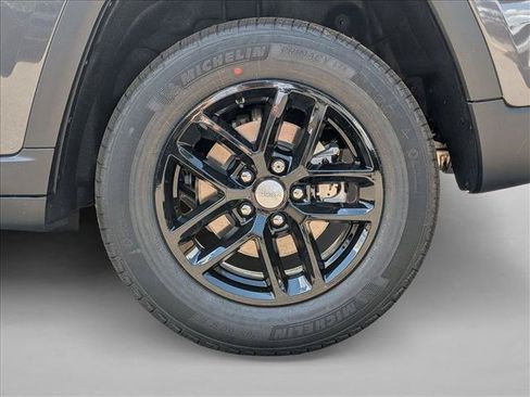New 2026 Jeep Grand Cherokee Laredo X AWD/4WD image 10