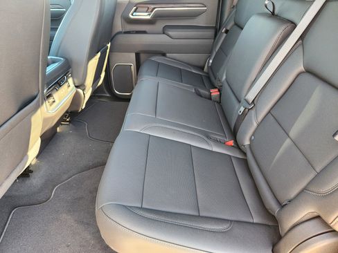 New 2026 GMC Sierra 1500 SLT AWD/4WD image 23