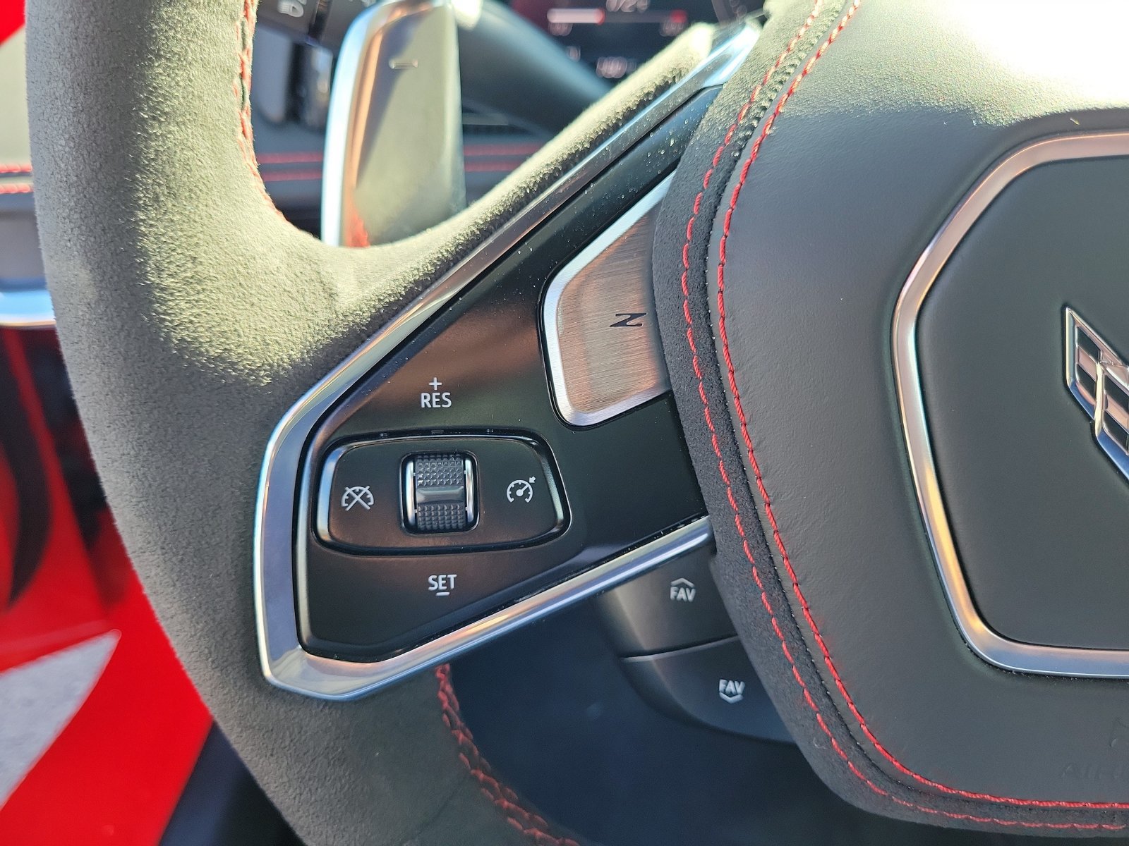 Used 2020 Chevrolet Corvette Stingray Premium Cpe w/ 3LT Preferred Equipment Group RWD image 16
