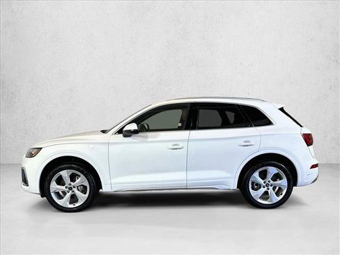 Used 2025 Audi Q5 2.0T Premium Plus w/ Premium Plus Package AWD/4WD image 8