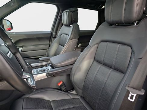 Used 2018 Land Rover Range Rover Sport HSE Dynamic image 18