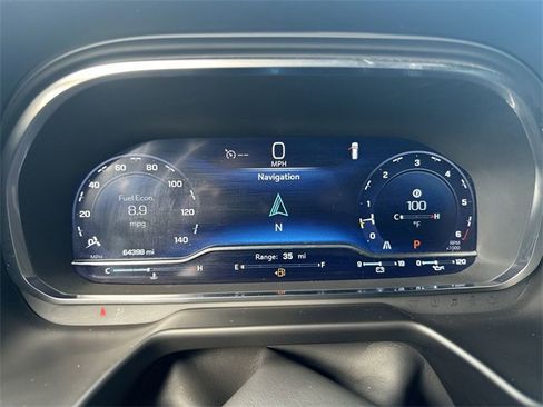 Used 2023 Chevrolet Suburban Premier image 10