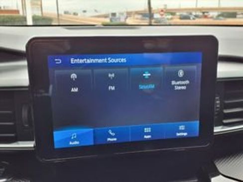 Used 2022 Ford Explorer ST AWD/4WD image 17
