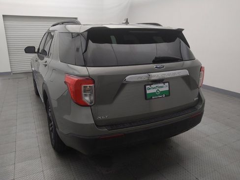 Used 2020 Ford Explorer XLT RWD image 6