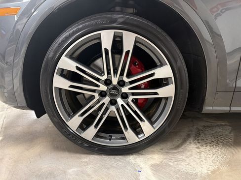Used 2019 Audi SQ5 Prestige w/ Prestige Package AWD/4WD image 7