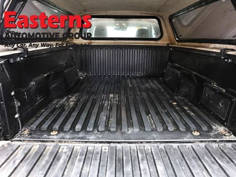 Used 2019 Toyota Tacoma SR RWD image 9
