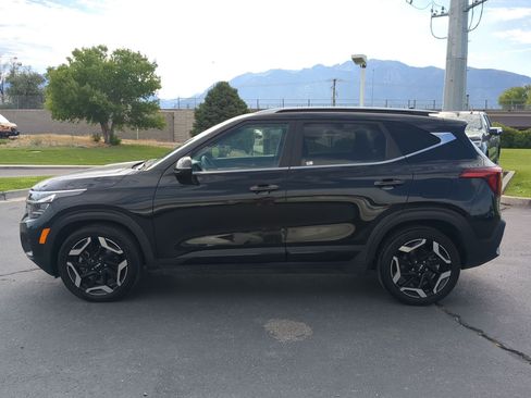 Certified 2024 Kia Seltos SX w/ SX Sunroof Package AWD/4WD image 2