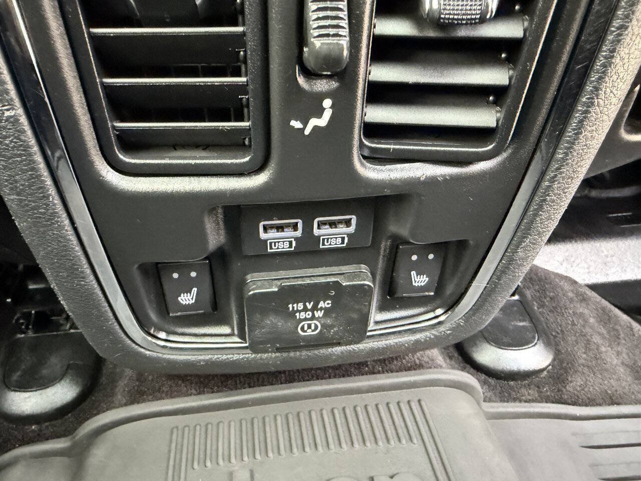 Used 2017 Jeep Grand Cherokee Trailhawk w/ Trailhawk Luxury Group AWD/4WD image 25