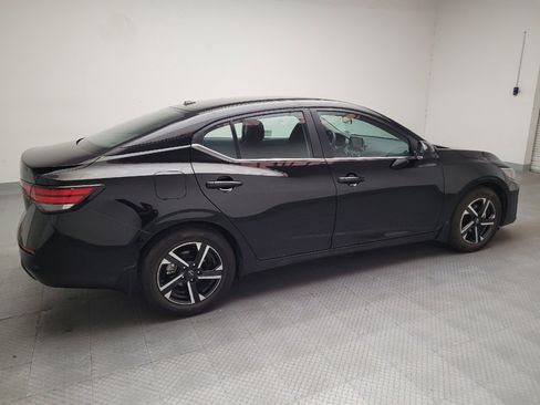 Used 2025 Nissan Sentra SV w/ All-Weather Package FWD image 10