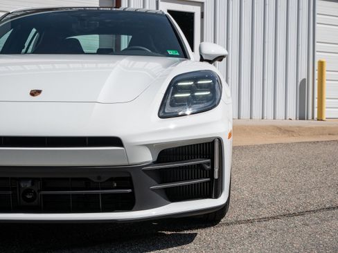 New 2025 Porsche Panamera image 12