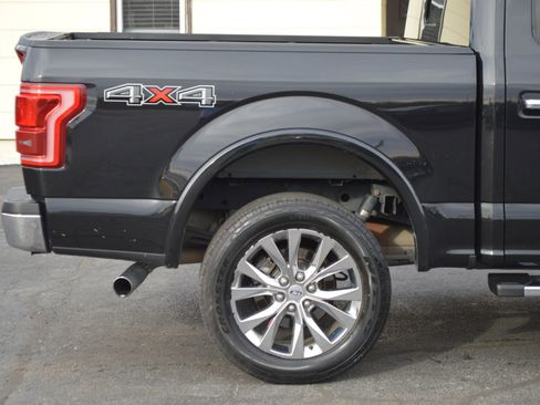 Used 2015 Ford F150 Lariat w/ Equipment Group 502A Luxury image 10