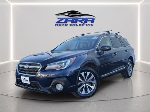Used 2018 Subaru Outback 3.6R Touring w/ Popular Package #3 AWD/4WD image 1