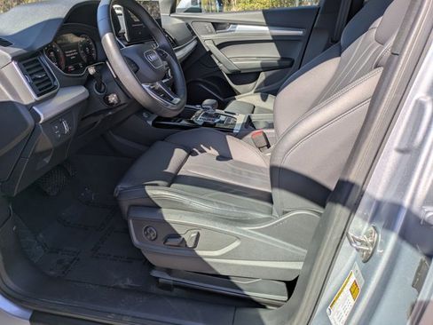 Used 2025 Audi Q5 2.0T Premium image 16