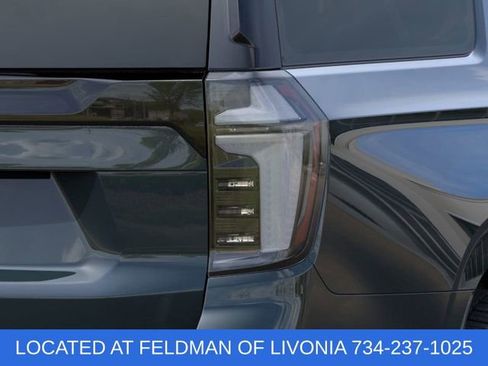 New 2026 Chevrolet Suburban RST image 11