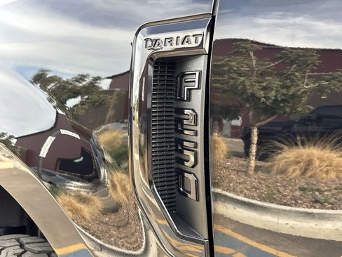 Used 2022 Ford F250 Lariat w/ Black Appearance Package image 30