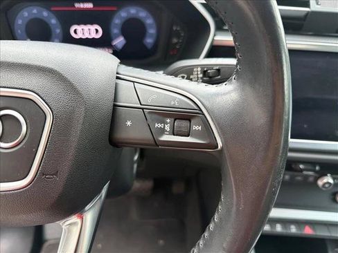 Used 2019 Audi Q3 2.0T Premium AWD/4WD image 17