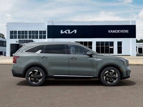 New 2026 Kia Sorento EX AWD/4WD image 9