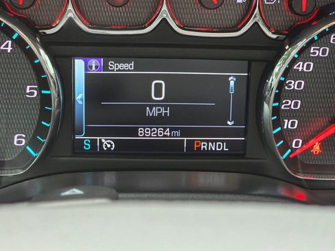 Used 2018 Chevrolet Silverado 1500 LT w/ All Star Edition image 27