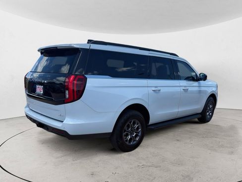 Used 2025 Ford Expedition Max Active RWD image 5