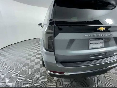 New 2026 Chevrolet Suburban LT w/ Comfort Package image 13