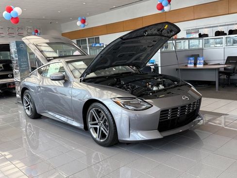 New 2026 Nissan Z Sport w/ Floor Mat Package RWD image 2