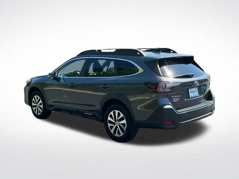 Used 2023 Subaru Outback Premium AWD/4WD image 5