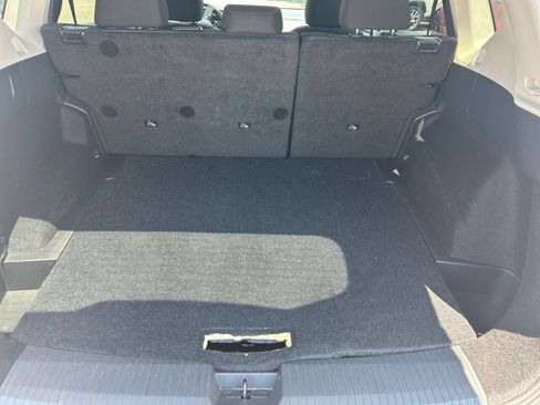 Used 2025 Nissan Rogue SV FWD image 33