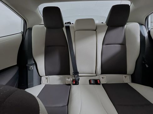 Used 2025 Toyota Corolla LE image 32