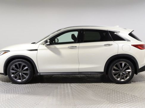 Used 2020 INFINITI QX50 Essential w/ Edition 30 Package AWD/4WD image 3