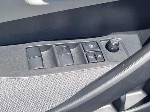 Used 2023 Toyota Corolla LE w/ LE Premium Package FWD image 20