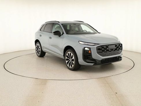 New 2026 Audi Q3 quattro 2.0T AWD/4WD image 10