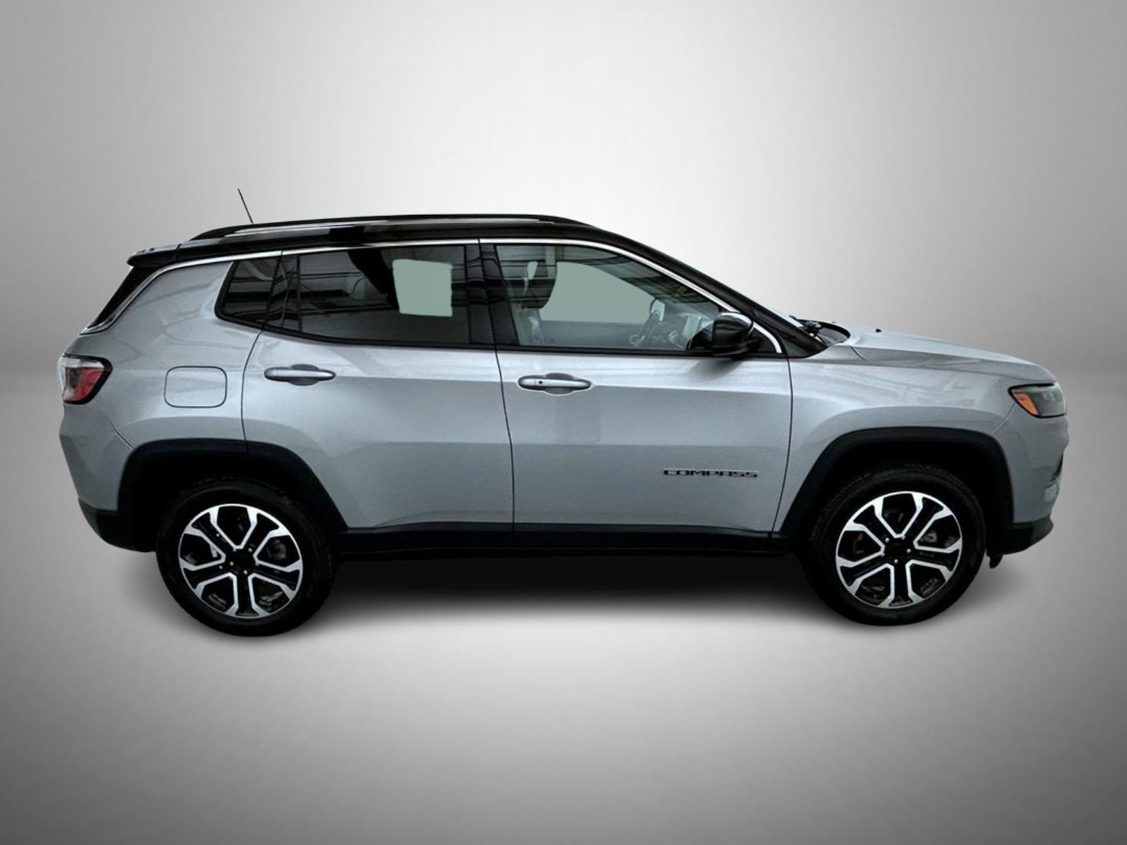 Used 2022 Jeep Compass Limited AWD/4WD image 4