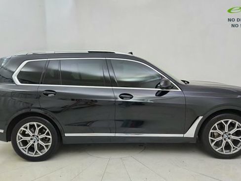 Used 2025 BMW X7 xDrive40i w/ Premium Package AWD/4WD image 6