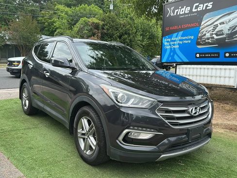 Used 2018 Hyundai Santa Fe Sport FWD image 1