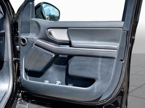 Certified 2025 Ford Expedition Max Active AWD/4WD image 23